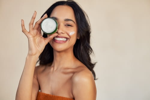 How does skin cycling work? 