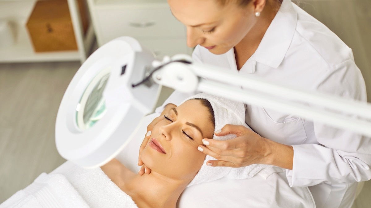  Personalised skincare and skin diagnostics drive beauty purchasing, report finds