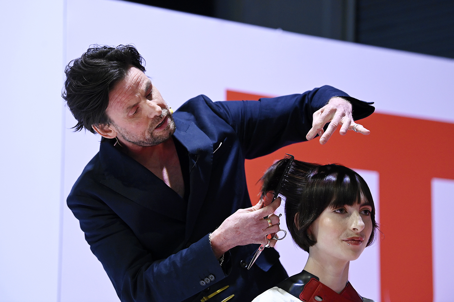 Avail of free education with the Professional Beauty & Hair 2006 stages