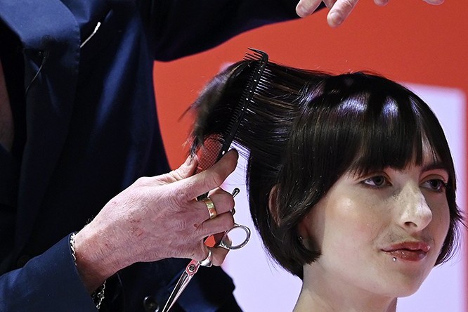 Avail of free education with the Professional Beauty & Hair 2006 stages