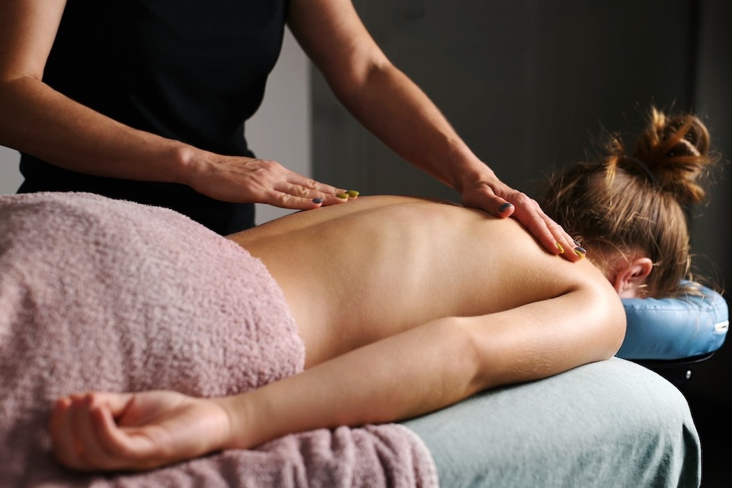 Hayley Snishko publishes open letter calling for massage therapy to be recognised in NHS mental health care