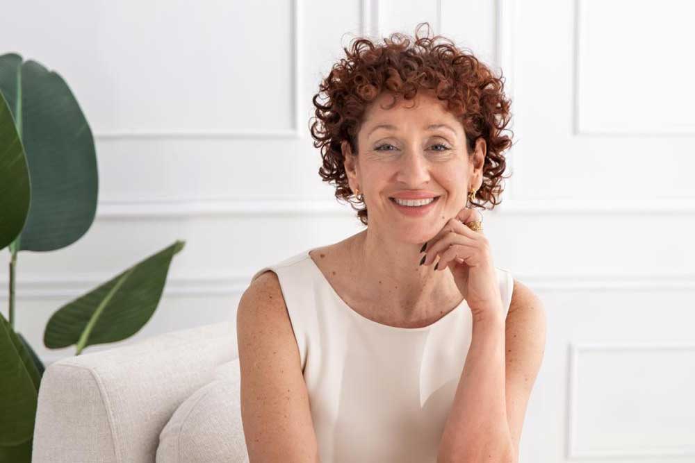 Conchi Arias presenta su método curly en PBSI Barcelona, con el patrocinio de Activarnos TV