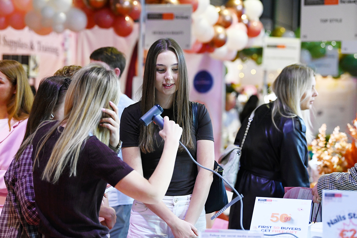 Tips on following up on your leads from Professional Beauty & Hair 2026