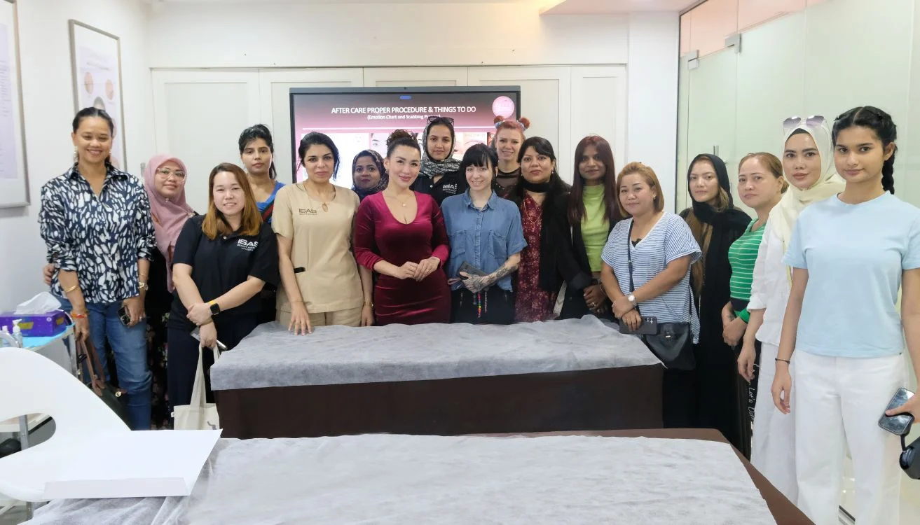 ISAS Beauty Academy Dubai welcomes future SPMU artists at inspiring orientation with Betty Brows Arabia
