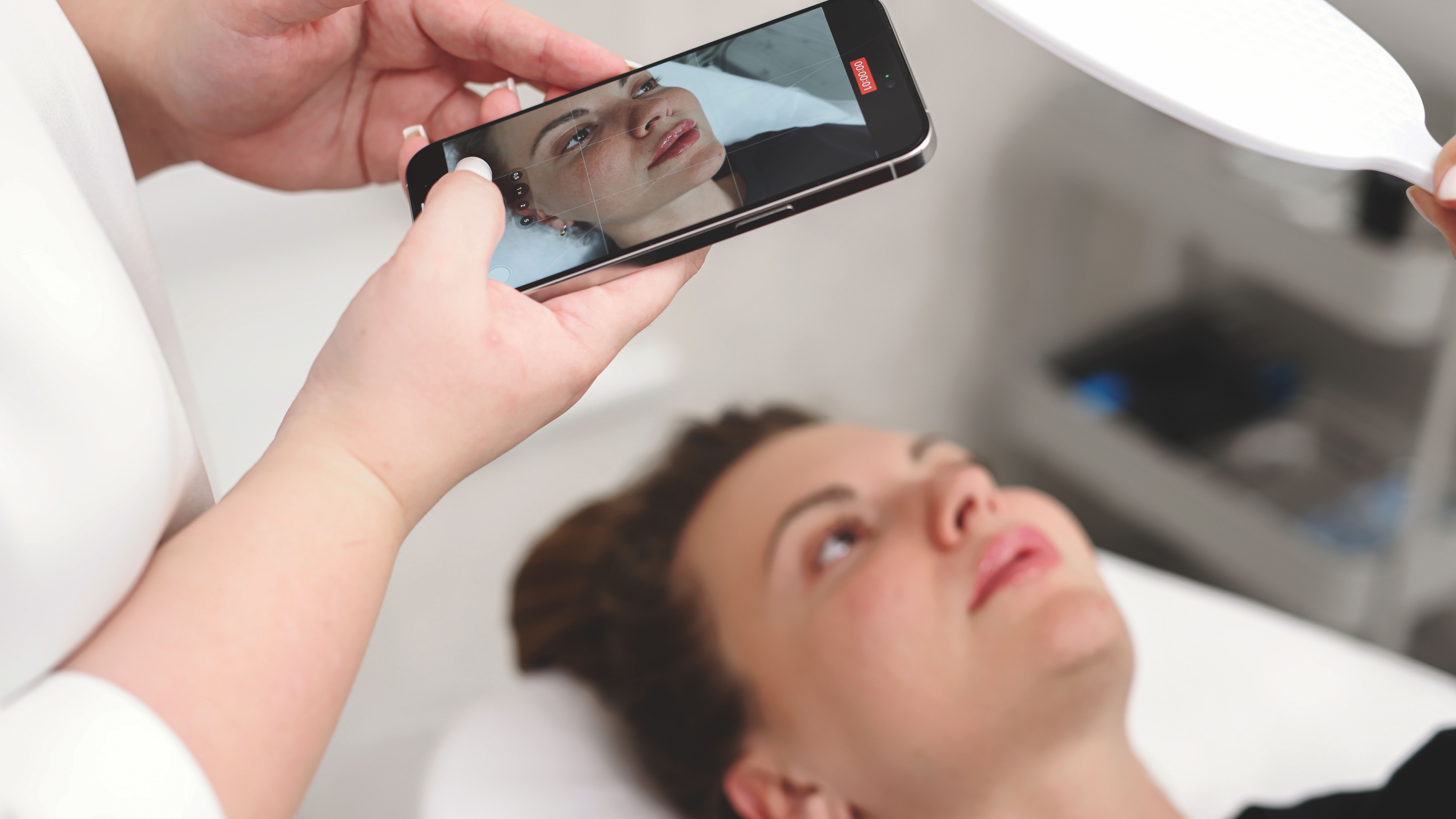 5 legal blind spots on your clinic's social media and website
