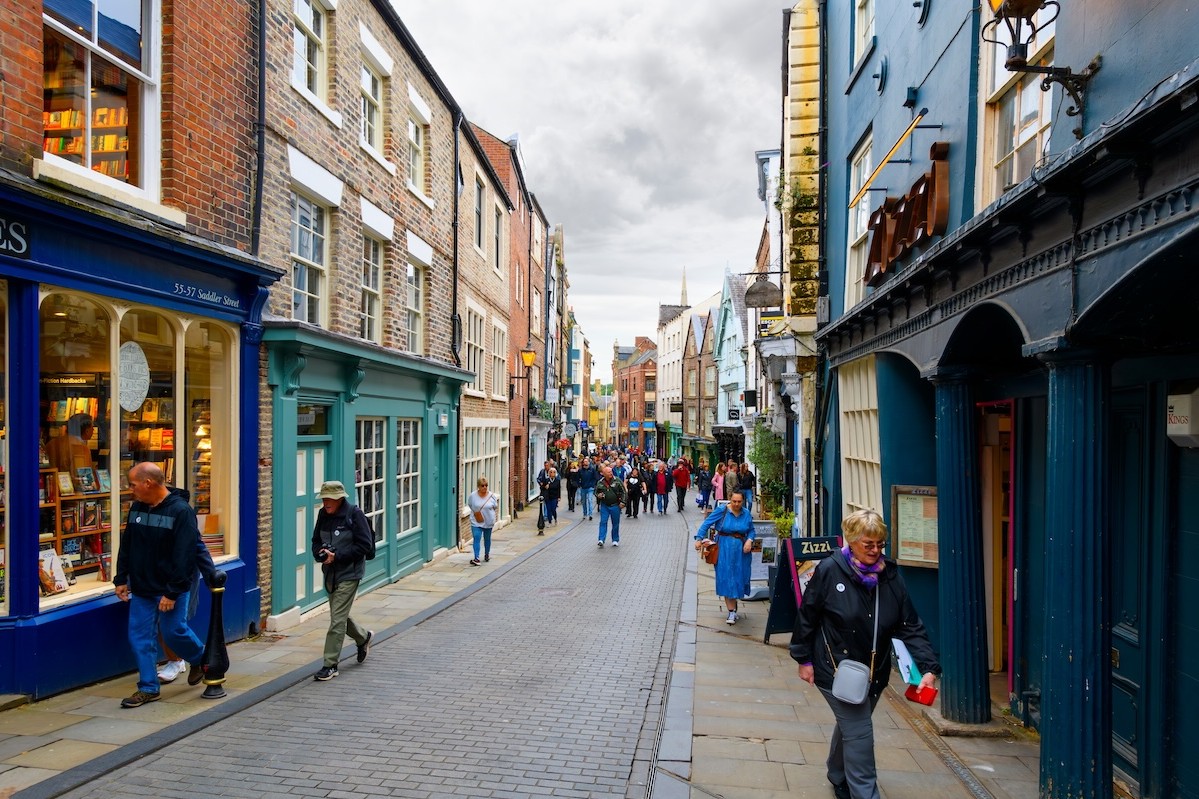 Salons Excluded from New 20% Business Rates Cut for High Street Venues