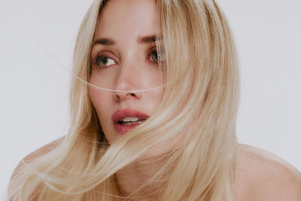 Cómo preparar y cuidar el color del cabello tras el verano: claves para el peluquero