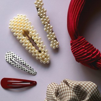 Searches for Hair Accessories Up 111% - Here's What you Need to Know