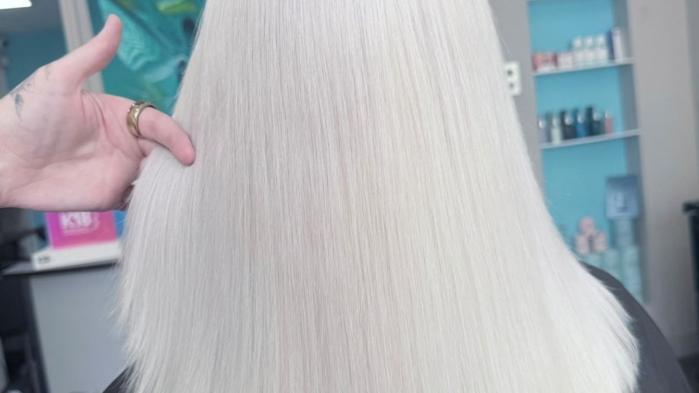 5 Tips to Achieve Bright, Icy Blonde Hair