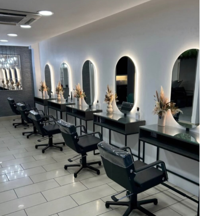 Well-known industry professional Richard Barry launches Salon Dimensions