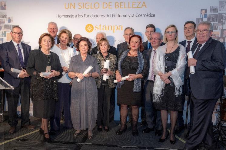 “Un siglo de belleza”: Homenaje a los fundadores de la Perfumería y Cosmética del siglo XX