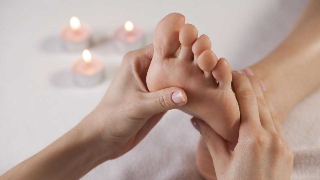 REFLEXOLOGÍA PODAL: NUESTRO MUNDO EN LOS PIES